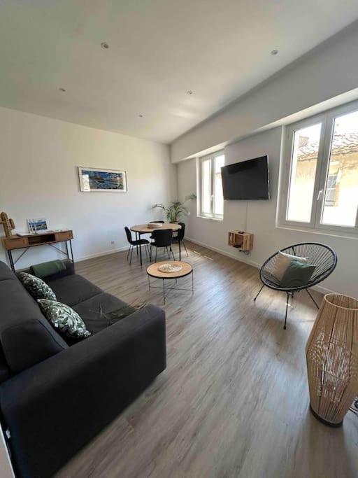 Duplex Au Coeur Du Village De Cassis Exterior foto
